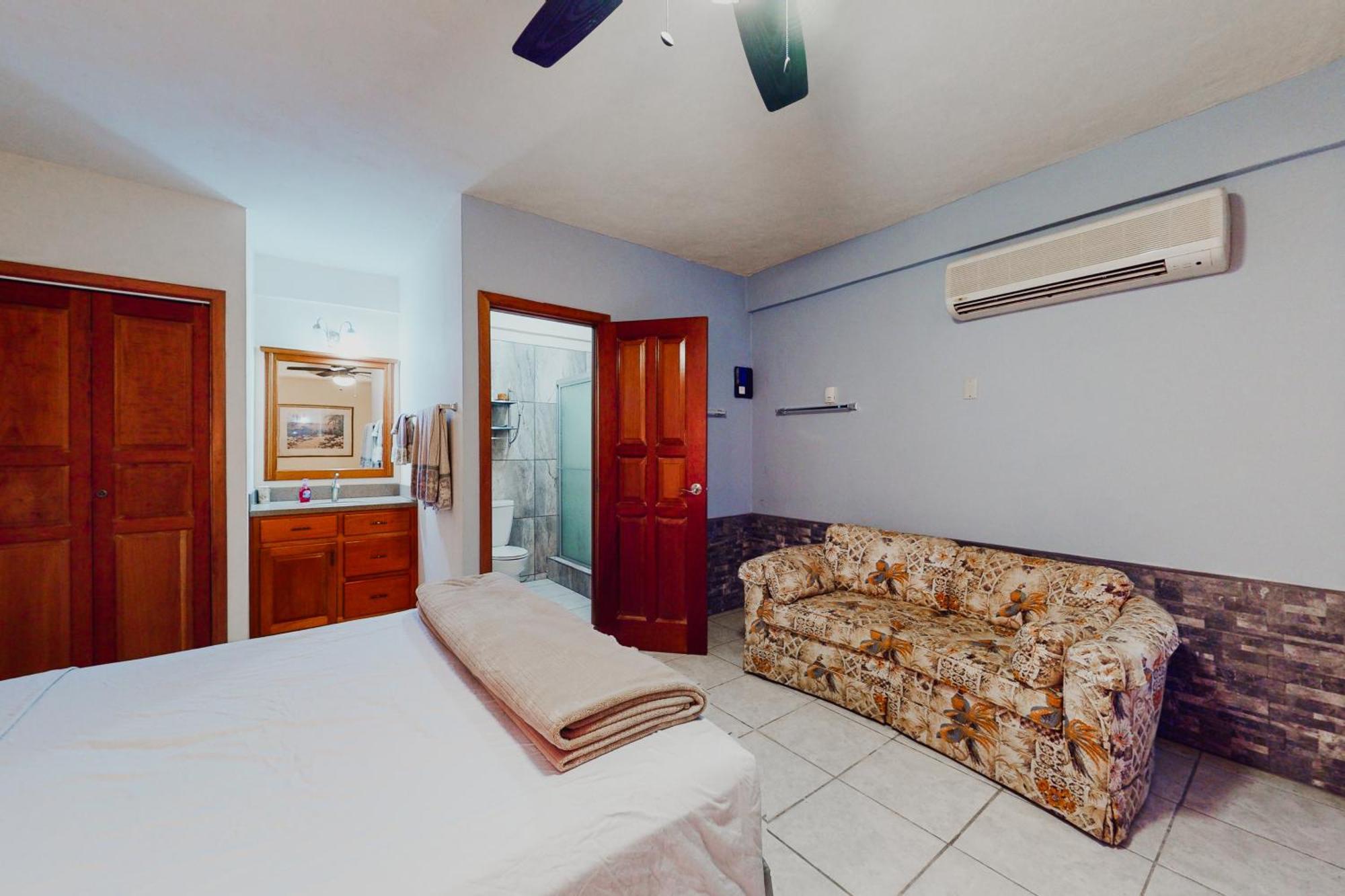 Borland View Villa San Ignacio Room photo